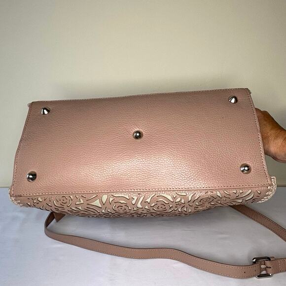 Roberto Pancani Laser Cut Leather Tote Satchell Crossbody | Tan Peach Italy - Picture 7 of 14